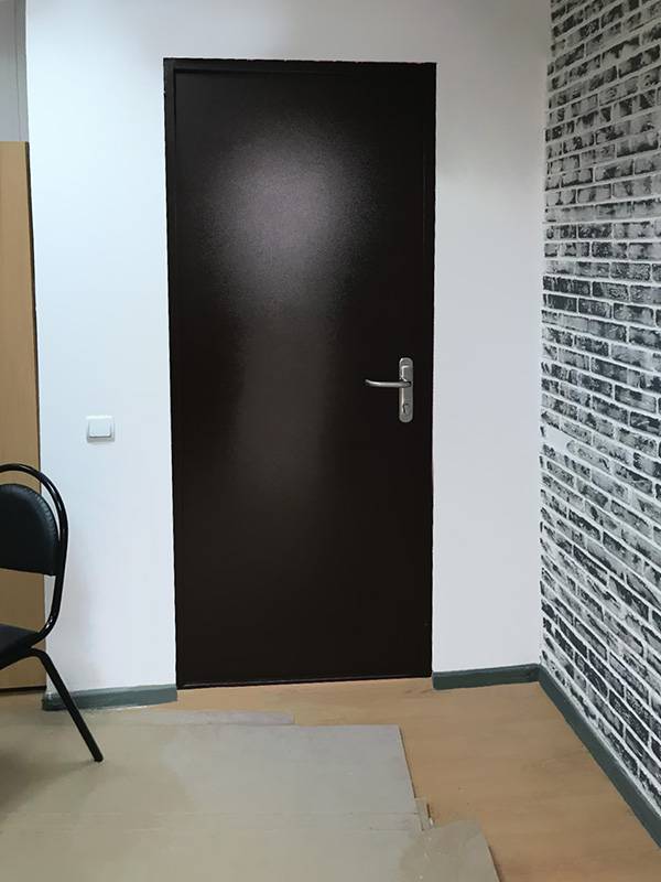 Техническая дверь для офиса (ул. Очаковская, 47а)